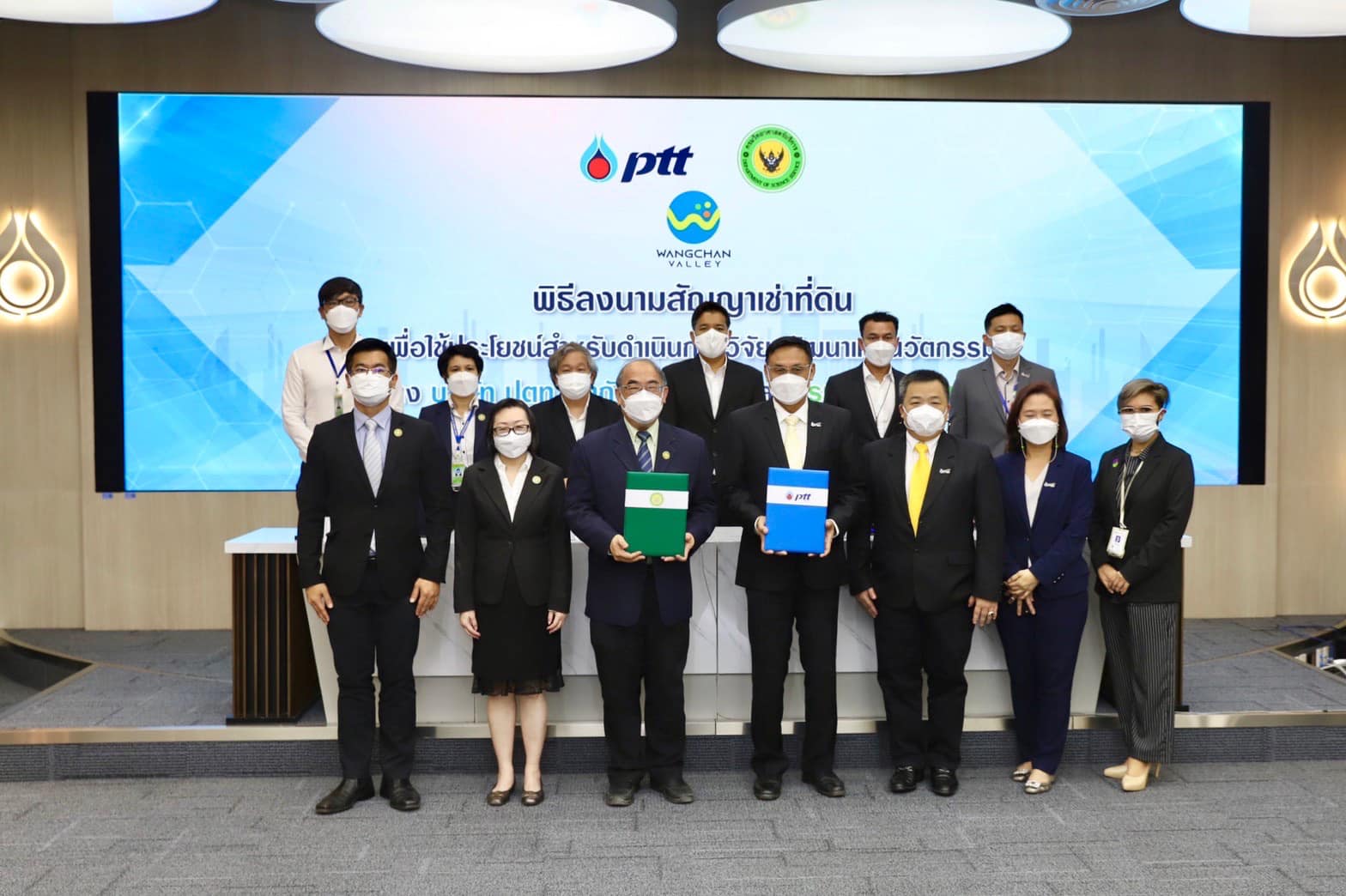 วศ.อว. จับมือ ปตท. เช่าวังจันทร์วัลเลย์ เปิดสนามทดสอบยานยนต์ขับขี่อัตโนมัติยกระดับเทคโนโลยีและนวัตกรรมไทยสู่ศูนย์กลางยานยนต์สมัยใหม่