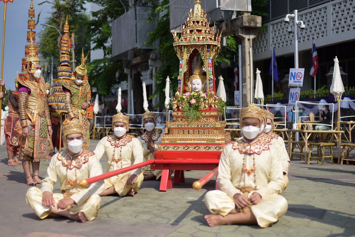 รวม 10 วัด จัดงานสงกรานต์วิถีใหม่ ในกรุงเทพ 2565