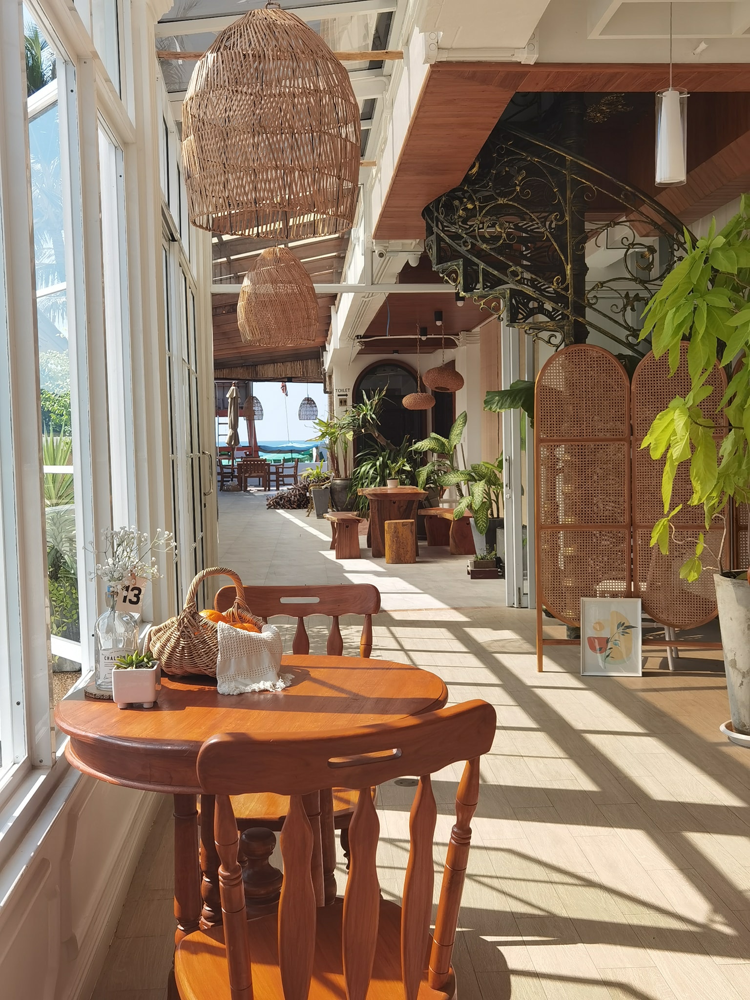 Kan's haus cafe and bistro