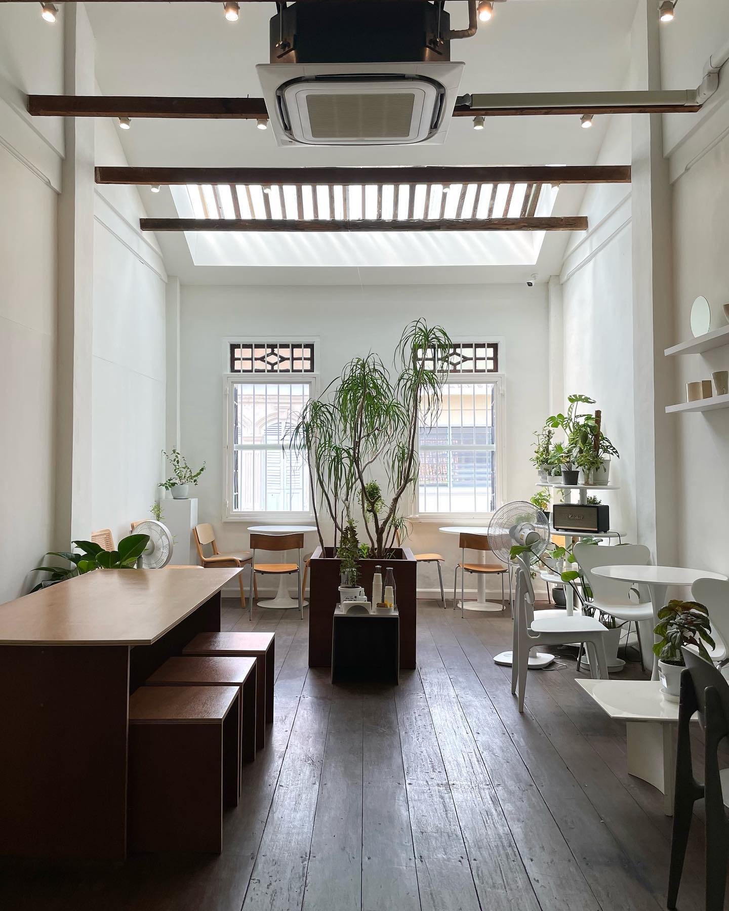 matasecondfloor