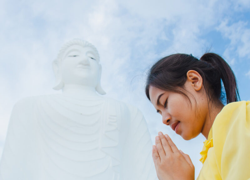 บทสวด ชัยมงคลคาถา พาหุงมหากา พร้อมคำแปล ยิ่งสวด ยิ่งปัง ชีวิตดี ไม่มีสะดุด บทสวด ชัยมงคลคาถา พาหุงมหากา พร้อมคำแปล
