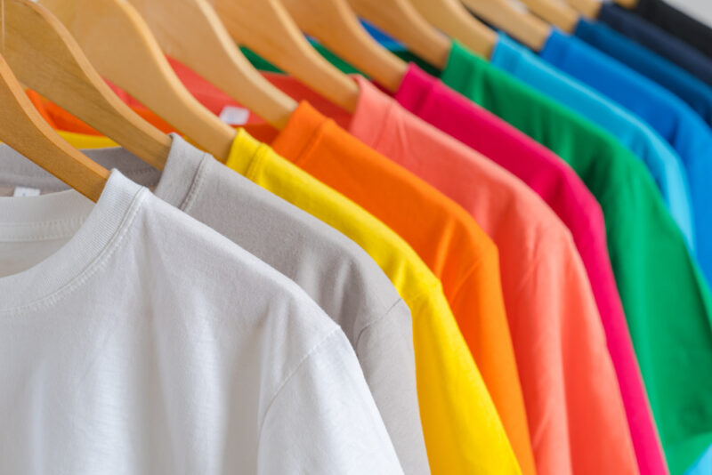 ตาราง สีเสื้อมงคล เดือนพฤศจิกายน 2565