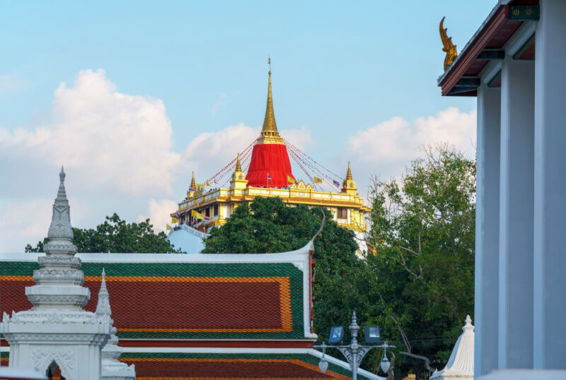 ห่มผ้าแดง ภูเขาทอง 2565 จัดไหม ?