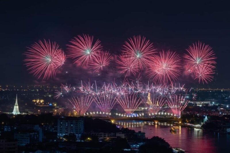 vijit chao phraya พลุ ดูที่ไหน มีวันไหนบ้าง เช็กเลย! vijit chao phraya พลุ ดูที่ไหน มีวันไหนบ้าง เช็กเลย!