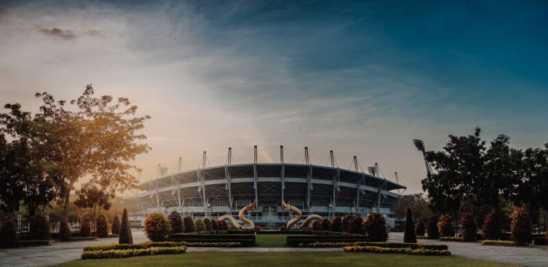 ศูนย์กีฬาธรรมศาสตร์ รังสิต ไปยังไง