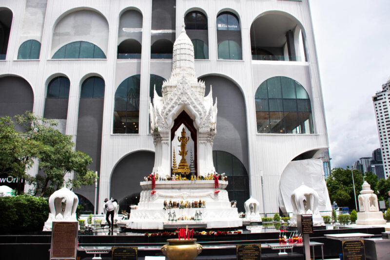 ไหว้พระตรีมูรติ ใช้อะไรบ้าง