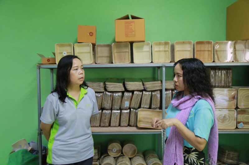 วศ.อว. พบผู้ประกอบการผลิตภัณฑ์ภาชนะสัมผัสอาหารจากวัสดุธรรมชาติ ในพื้นที่ภาคใต้
