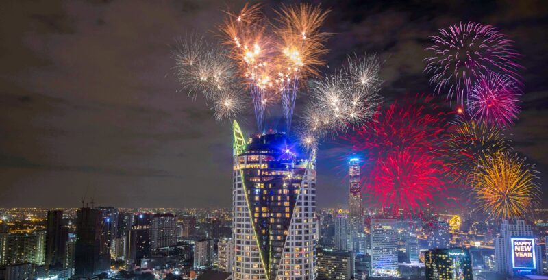 เคาท์ดาวน์ปีใหม่ 2567 เช็คอินโรงแรม ชมพลุกลางกรุง ที่เซ็นทาราแกรนด์ฯ เซ็นทรัลเวิลด์