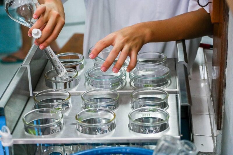 รมว.อว. “ศุภมาส” ให้ขยายการบริการห้องปฏิบัติการสู่ภูมิภาคและชุมชนทั่วประเทศ เตรียมเปิดศูนย์วิทยาศาสตร์บริการร่วม “นครปฐม” และ ”ราชบุรี”