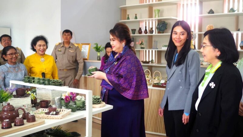 “รมว.อว. ศุภมาส” ให้ วศ.อว. ยกระดับผลิตภัณฑ์ชุมชนด้วยนวัตกรรมแก้จน สร้างรายได้อย่างยั่งยืน แก่กลุ่มผู้ประกอบการวิสาหกิจชุมชน
