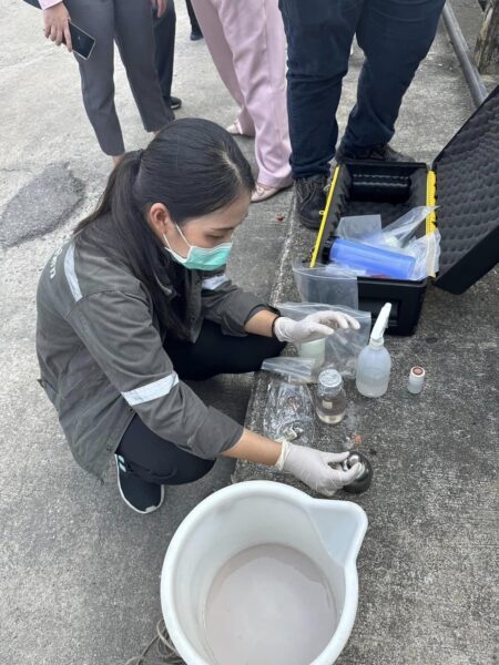“ศุภมาส” สั่งการ “ทีม DSS” ลงพื้นที่ตรวจสอบคุณภาพน้ำสีชมพู คลองบางแพรก นนทบุรี หวั่นกระทบคุณภาพชีวิตประชาชน