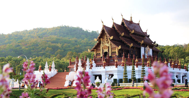 จุดจอดรถ หอคำหลวง อุทยานหลวงราชพฤกษ์
