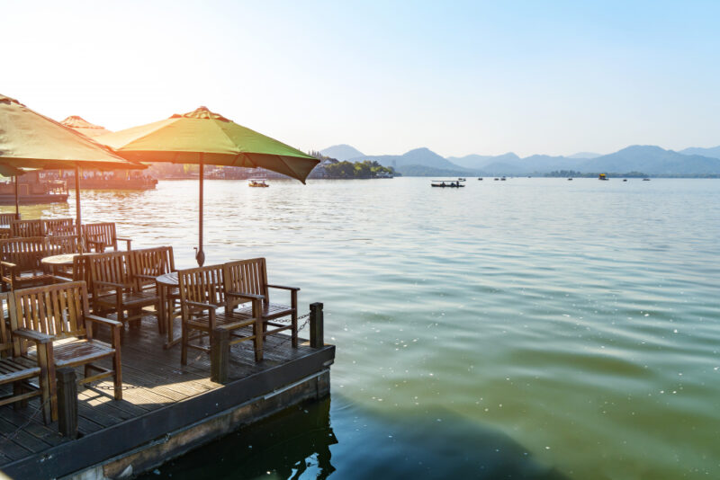 รวม 9 ร้านอาหารริมน้ำ กรุงเทพ นนทบุรี ปทุมธานี อิ่มอร่อย ชมวิวสุดเพลิน