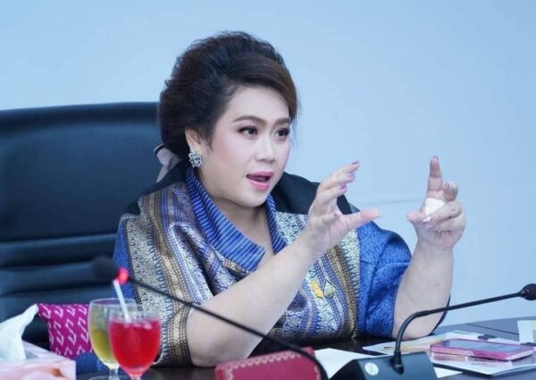 รมว. ศุภมาส สั่งการด่วนให้ ทีม DSS วศ.อว. สนับสนุนเฝ้าระวังคุณภาพน้ำ “แม่น้ำโขง” และน้ำประปา รวมถึงผลกระทบประชาชนหลังเกิดเหตุรถบรรทุกพลิกคว่ำที่ "หลวงพระบาง" ทำ "กรดซัลฟิวริก" กว่า 30 ตันรั่วไหลลงแม่น้ำ