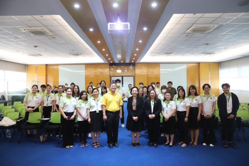 วศ.อว. สร้างจิตสำนึกบุคลากร พัฒนาห้องสมุด (Green Library) และสำนักงานสีเขียว (Green Office) ร่วมกันอนุรักษ์พลังงานและสิ่งแวดล้อมอย่างยั่งยืน วศ.อว. สร้างจิตสำนึกบุคลากร พัฒนาห้องสมุด (Green Library) และสำนักงานสีเขียว (Green Office) ร่วมกันอนุรักษ์พลังงานและสิ่งแวดล้อมอย่างยั่งยืน