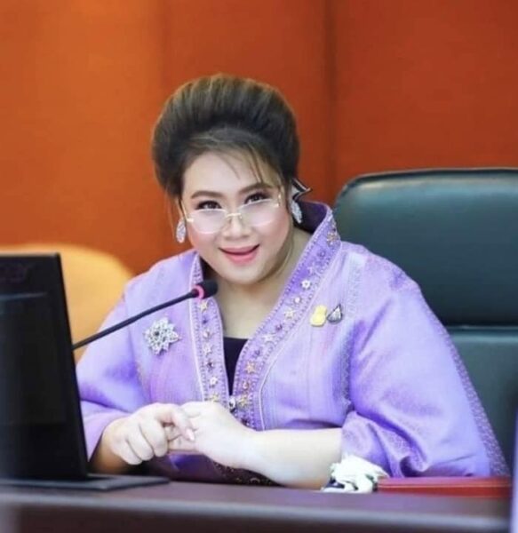 รมว." ศุภมาส" นำวิทยาศาสตร์สู่การพัฒนาระดับพื้นที่ เดินหน้าจัดตั้ง “ศูนย์วิทยาศาสตร์บริการร่วม ม.เชียงใหม่ ม.ราชภัฏบุรีรัมย์” เตรียมขยายครอบคลุมพื้นที่ทั่วประเทศ