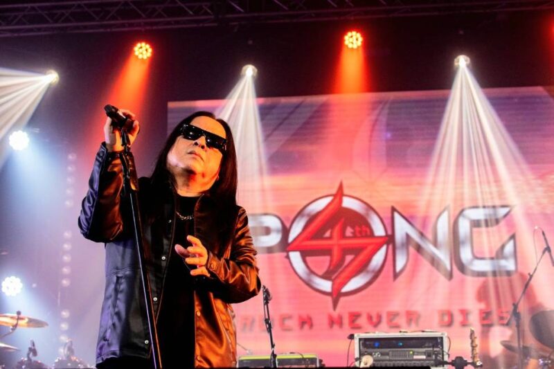 “Pong 47 ปี Rock Never Dies” ครั้งแรก!! ของ“โป่ง ปฐมพงศ์” กับเรื่องราวและมิตรภาพบนเส้นทางสายดนตรีตลอด 47 ปีการกลับมารวมตัวของ 6 วง และ 8 มือกีตาร์ระดับพระกาฬบนเวทีเดียวกันอย่างยิ่งใหญ่