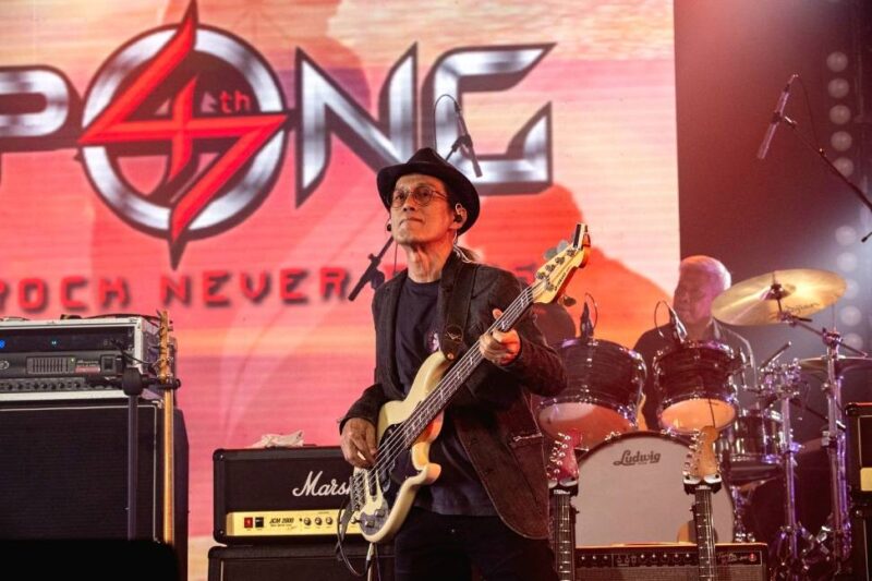 “Pong 47 ปี Rock Never Dies” ครั้งแรก!! ของ“โป่ง ปฐมพงศ์” กับเรื่องราวและมิตรภาพบนเส้นทางสายดนตรีตลอด 47 ปีการกลับมารวมตัวของ 6 วง และ 8 มือกีตาร์ระดับพระกาฬบนเวทีเดียวกันอย่างยิ่งใหญ่