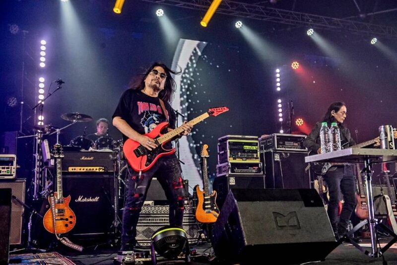 “Pong 47 ปี Rock Never Dies” ครั้งแรก!! ของ“โป่ง ปฐมพงศ์” กับเรื่องราวและมิตรภาพบนเส้นทางสายดนตรีตลอด 47 ปีการกลับมารวมตัวของ 6 วง และ 8 มือกีตาร์ระดับพระกาฬบนเวทีเดียวกันอย่างยิ่งใหญ่