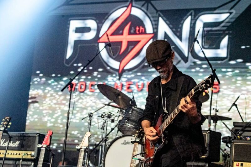 “Pong 47 ปี Rock Never Dies” ครั้งแรก!! ของ“โป่ง ปฐมพงศ์” กับเรื่องราวและมิตรภาพบนเส้นทางสายดนตรีตลอด 47 ปีการกลับมารวมตัวของ 6 วง และ 8 มือกีตาร์ระดับพระกาฬบนเวทีเดียวกันอย่างยิ่งใหญ่