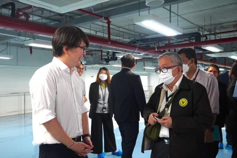 กรมวิทย์ฯ บริการ เข้าเยี่ยมชมโรงงานผลิตแบตเตอรี่ลิเทียมไอออน เตรียมความพร้อมห้องปฏิบัติการรองรับอุตสาหกรรมใหม่ทางด้านแบตเตอรี่ระดับเซลล์ ยานยนต์ไฟฟ้า และยานยนต์อัตโนมัติ