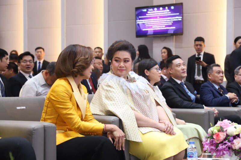 กรมวิทย์ฯ บริการ เข้าร่วมงาน กระทรวง อว. – กระทรวงอุตฯ จับมือพัฒนายกระดับมาตรฐานยานยนต์ไฟฟ้า (EV) ดึงความเชี่ยวชาญ สวทช.- สมอ. วิเคราะห์ทดสอบยานยนต์ไฟฟ้าและอุปกรณ์ที่เกี่ยวข้อง หนุนนโยบายรัฐบาล ดันไทยเป็น EV Hub ที่ใหญ่ที่สุดในภูมิภาคเอเชียแปซิฟิก