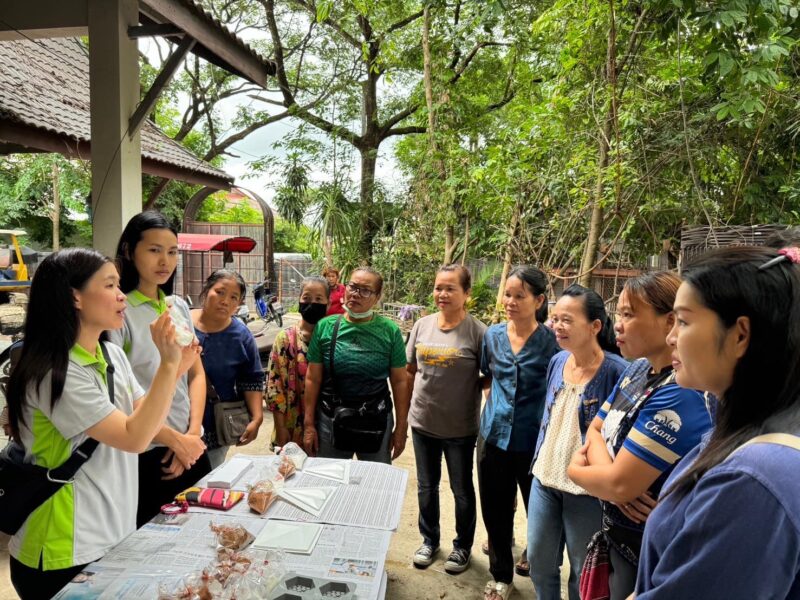 กรมวิทย์ฯบริการ ลงพื้นที่จังหวัดเชียงใหม่ จัดฝึกอบรมเชิงปฏิบัติการหลักสูตร “การผลิตแผ่นตกแต่งภายในอาคารด้วยเส้นใยจากกาบมะพร้าว” สร้างรายได้แก่ชุมชน เพิ่มมูลค่าให้วัสดุเหลือทิ้งทางการเกษตร