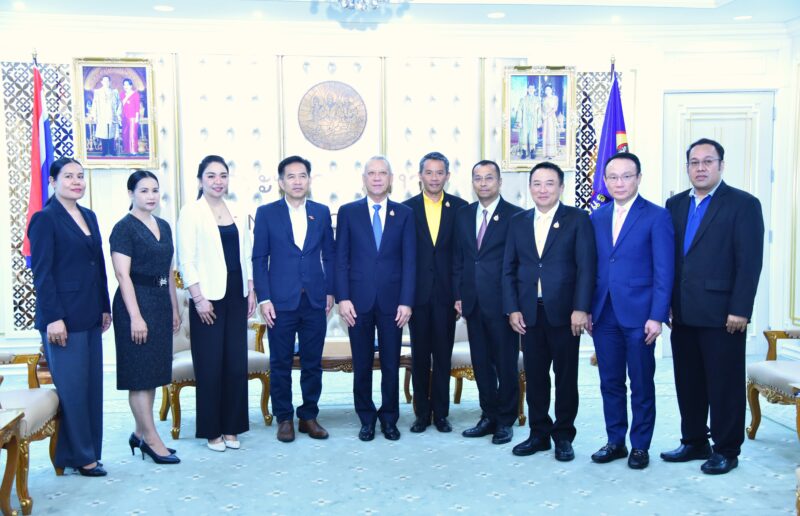 หนุนจ้างงานอุตสาหกรรมการบิน กระทรวงแรงงาน หารือไทยเวียตเจ็ท นำเครื่องพร้อมนักบินต่างชาติเข้าประเทศ พร้อมลดค่าตั๋ว เสริมการท่องเที่ยวในประเทศ